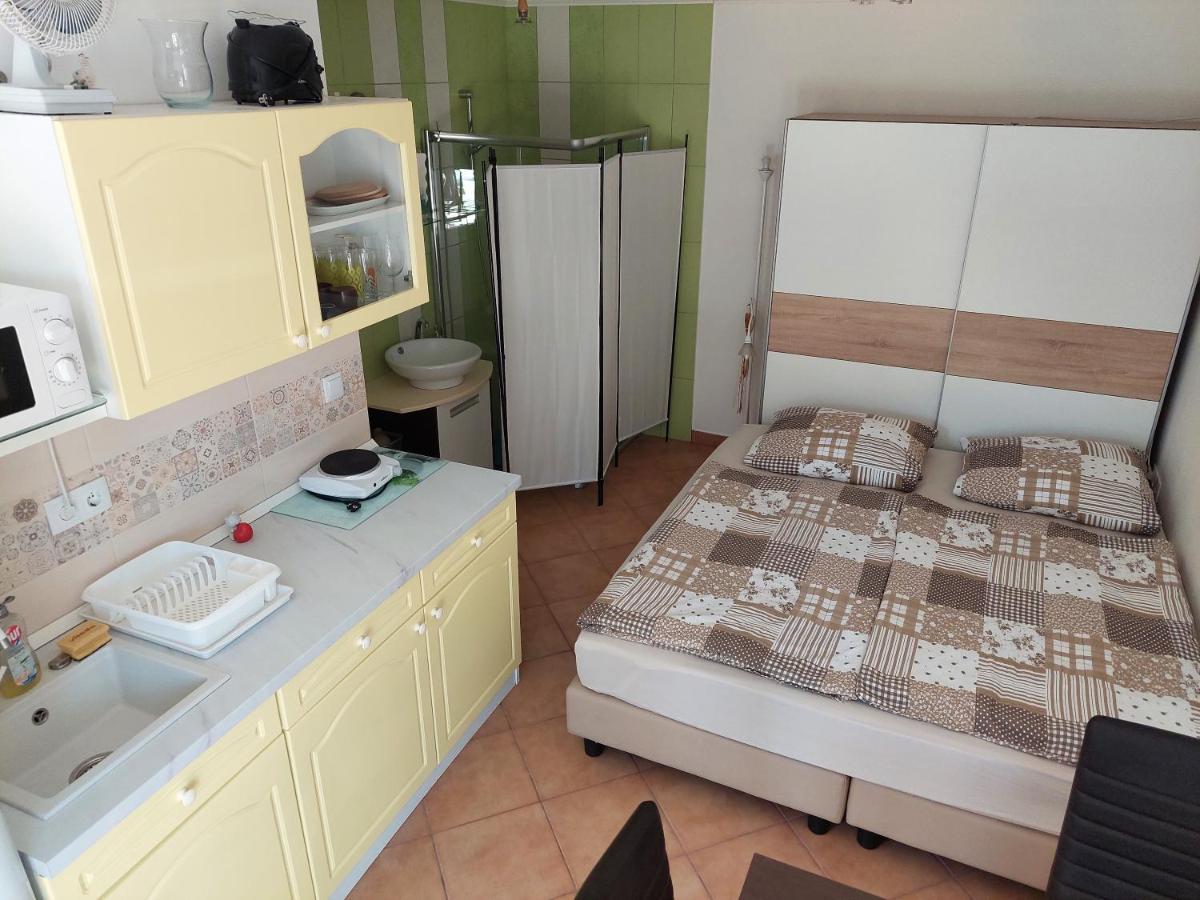 Apartamento Pol-Lak Szolosgyorok Exterior foto